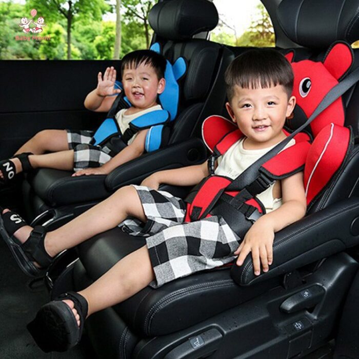 ghe-oto-cho-be-hinh-gau-1