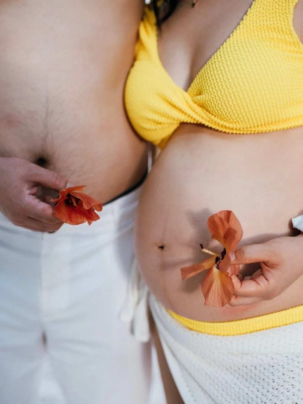 Bikini bầu 2 mảnh màu vàng xoắn ngực, quần lưng thấp 16 bikini-bau-2-manh-4